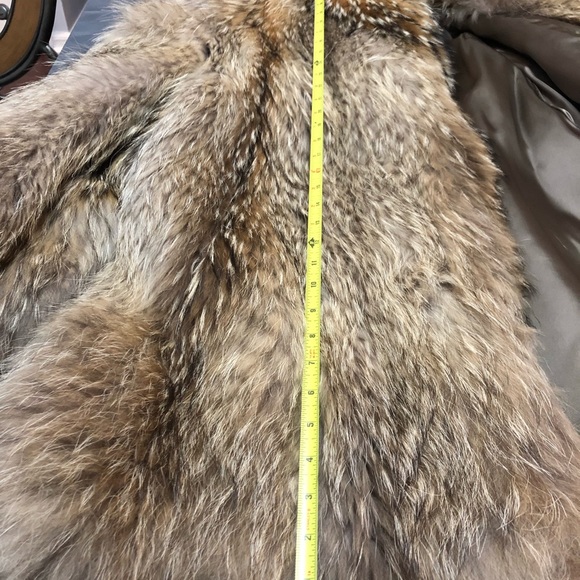 Vintage Higbees Fur Coat - Picture 5 of 8